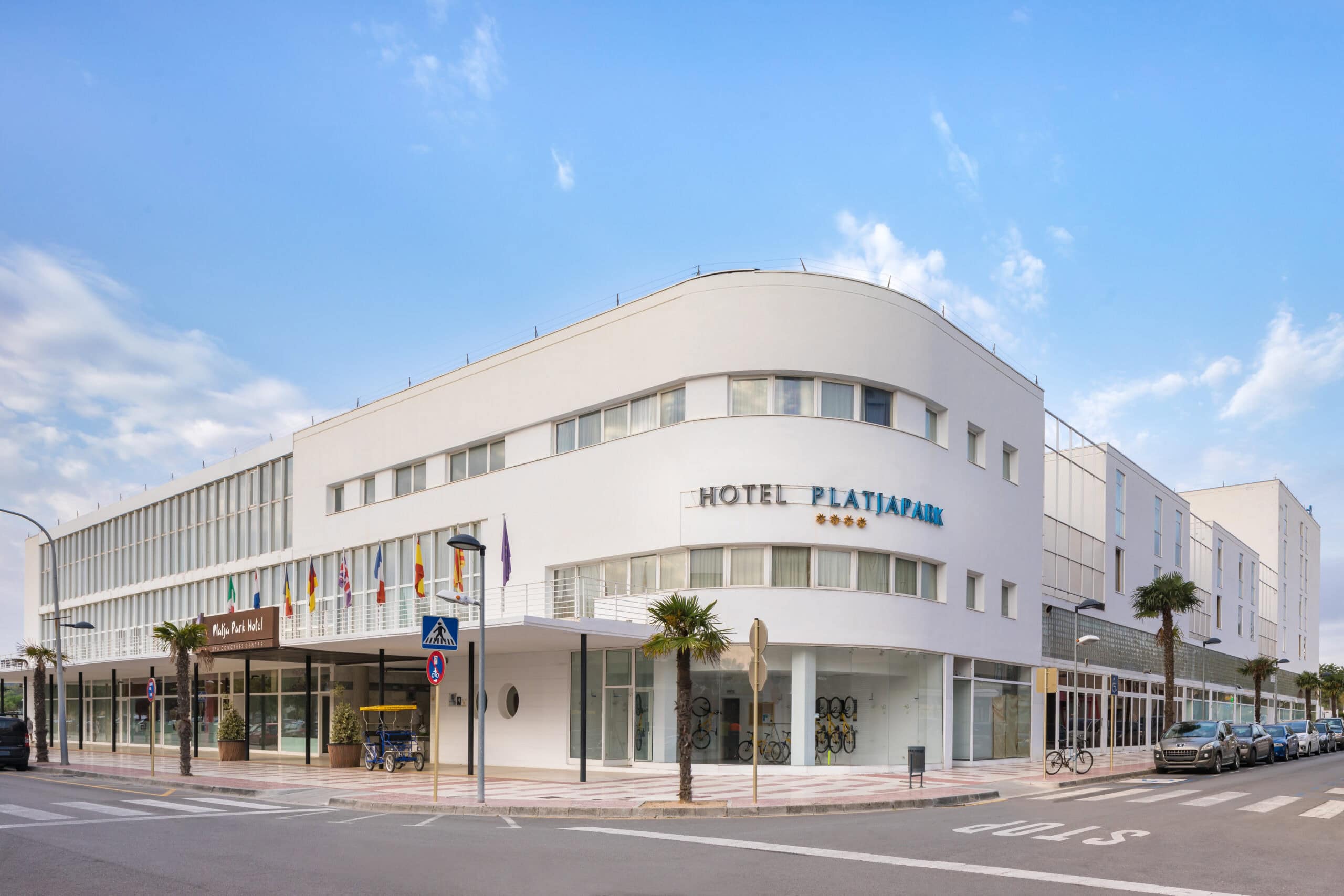entrance---htop-hotel-platja_park_52630564871_o