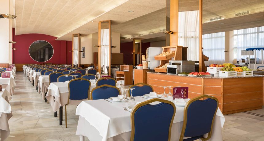 hotel-restaurant---buffet---htop-platja-park_52630051657_o