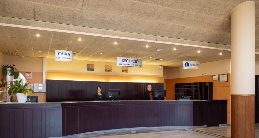 reception---htop-platja-park_52886165669_o