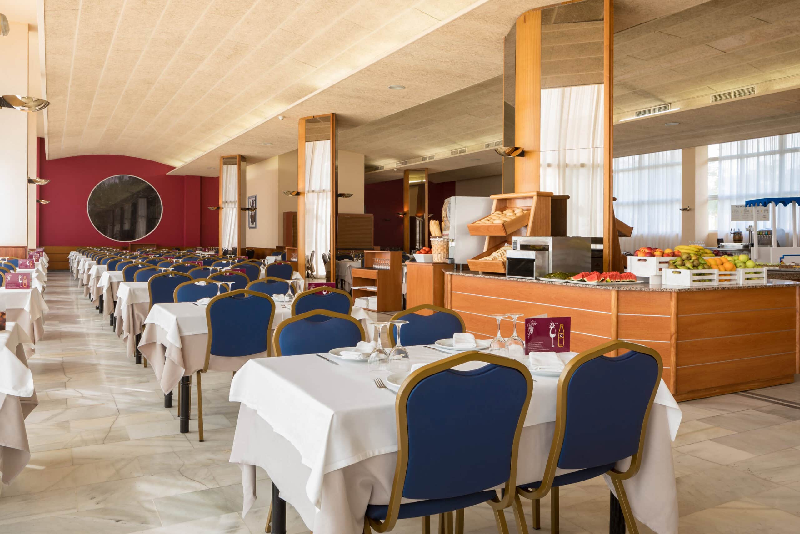 hotel-restaurant---buffet---htop-platja-park_52630051657_o