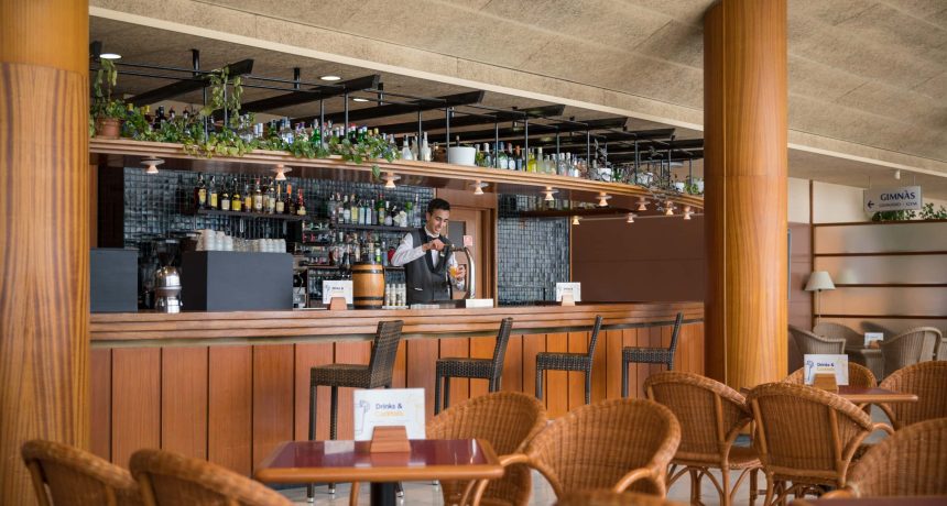 bar---htop---platja-park_52630050177_o